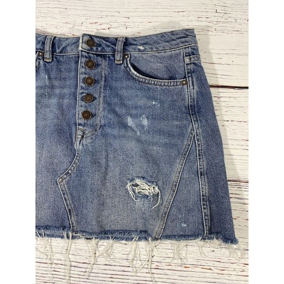 We The Free Denim Jean Skirt Size 28 Blue Cut Off Distressed Button Fly Festival - Picture 7 of 9